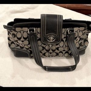 Coach purse 👜